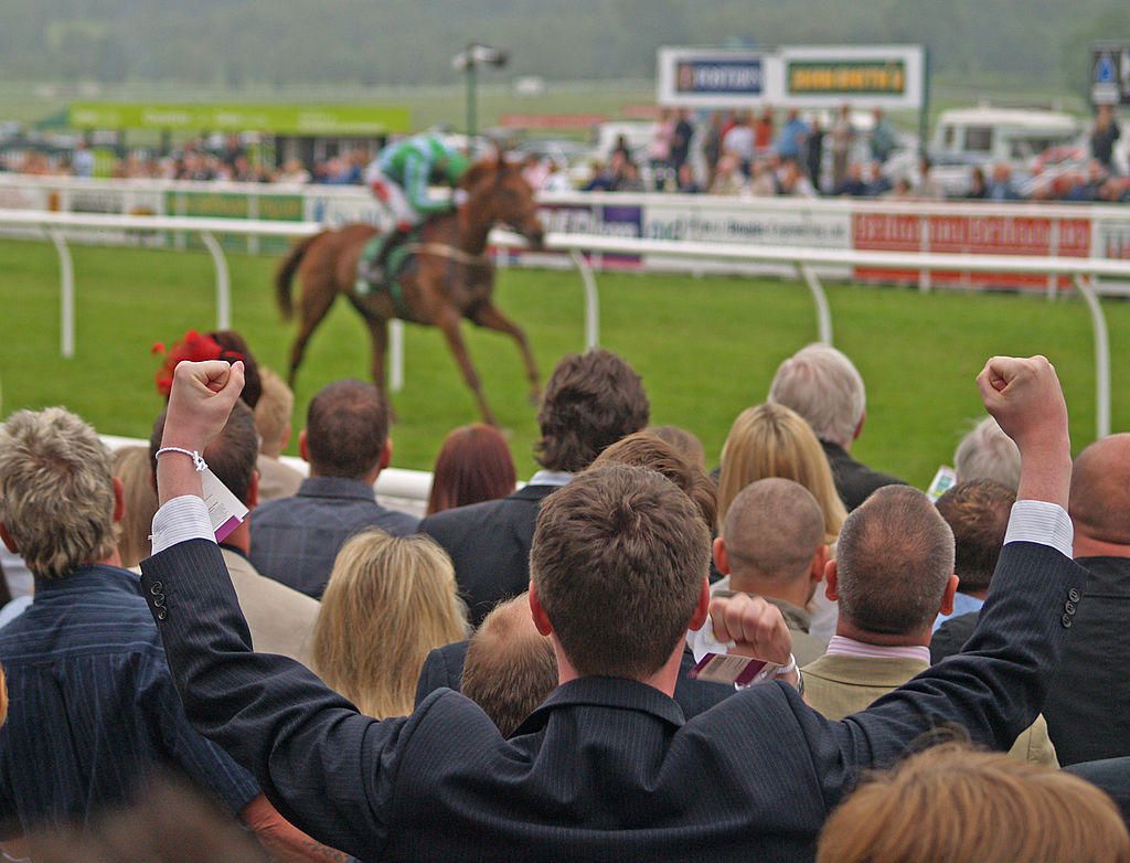 The Excitement of Betting on Horse Racing